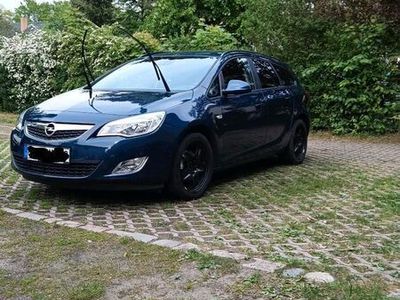 gebraucht Opel Astra Sports Tourer