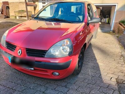 gebraucht Renault Clio Authentique 1.2 Authentique