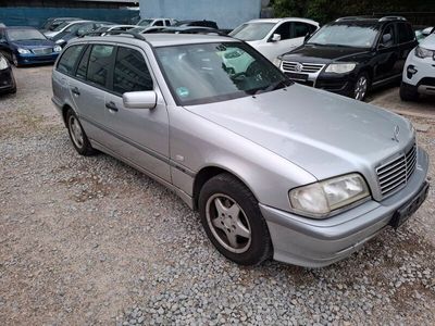 Mercedes C180