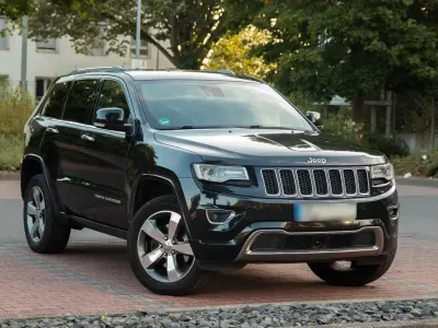 Gebraucht Jeep Grand Cherokee 250 PS (183 kW) 2016 Schwarz SUV