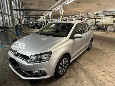 Gebraucht VW Polo Sound 90 PS (66 kW) 2017 Silber Kleinwagen