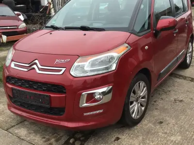 Gebraucht Citroën C3 Picasso Exclusive 114 PS (83 kW) 2014 Lackierung rot rubi/metallic Van / Kleinbus