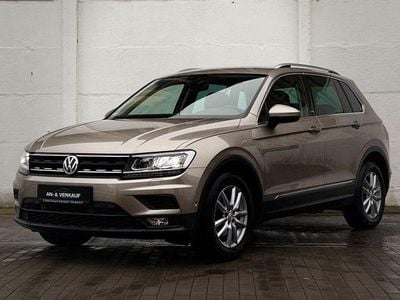 Beige Gebraucht 2017 VW Tiguan Sound SUV | 18.890 € (Fairer Preis)