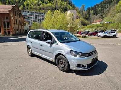 Second-hand VW Touran 105 CP (77 kW) 2010 Monovolum