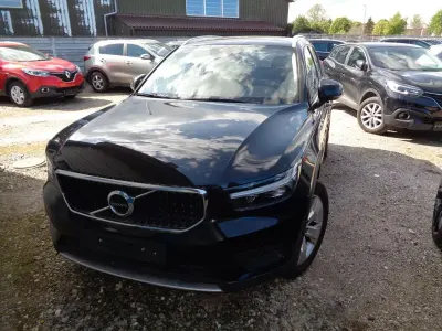 Gebraucht Volvo XC40 Momentum 150 PS (110 kW) 2019 Schwarz SUV
