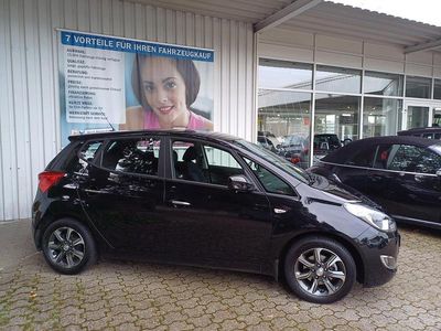 Schwarz metallic Gebraucht 2019 Hyundai ix20 Kleinwagen | 17.550 €