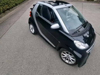 Gebraucht Smart ForTwo Cabrio 71 PS (52 kW) 2014 Schwarz Cabrio