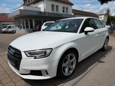 Używany Audi A3 Sport 116 KM (85 kW) 2019 Biały Sedan/Limuzyna