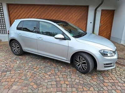 Gebraucht VW Golf VII Allstar 110 PS (80 kW) 2016 Silber Limousine