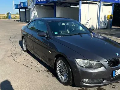 Gebraucht BMW 320 170 PS (125 kW) 2007 Grau Coupé