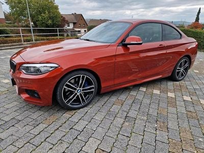 BMW 225