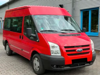 Używany Ford Transit 120 KM (88 kW) 2010 Czerwony Minivan