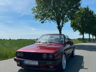 Gebraucht BMW 325 Cabriolet 194 PS (142 kW) 1991 Rot Cabrio