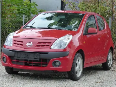 Gebraucht Nissan Pixo Acenta 68 PS (50 kW) 2010 Rot Kleinwagen