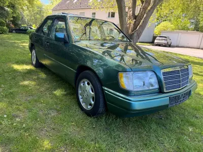 Brugt Mercedes E320 Classic 224 HK (164 kW) 1995 Grøn Sedan