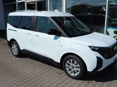 Neu Ford Tourneo Courier Titanium 125 PS (91 kW) 2026 Frozen white Van / Kleinbus