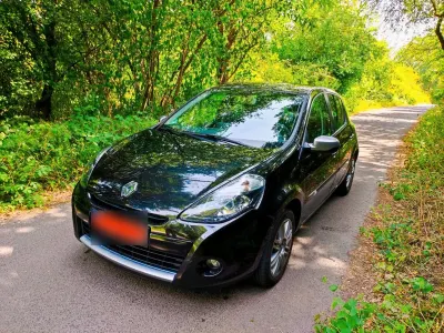 Gebraucht Renault Clio 101 PS (74 kW) 2010 Schwarz Kleinwagen