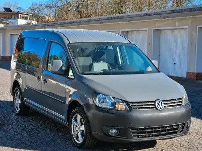 Gebraucht VW Caddy Maxi 102 PS (75 kW) 2011 Grau Van / Kleinbus