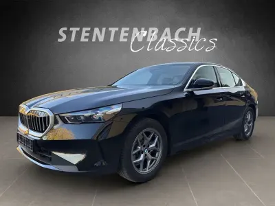 Usata BMW 520 Sport Line 197 CV (144 kW) 2025 Nero Berlina