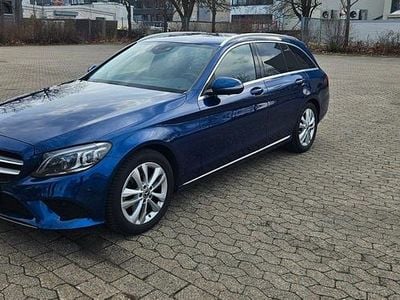 Gebraucht Mercedes C200 184 PS (135 kW) 2018 Blau Kombi