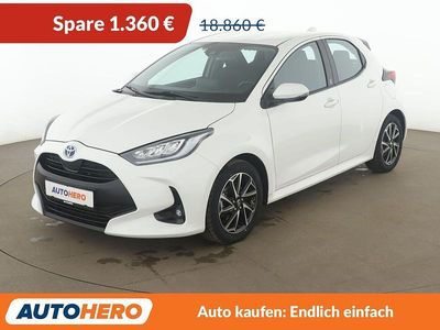 Gebraucht Toyota Yaris Hybrid Team 116 PS (85 kW) 2022 Weiß Limousine