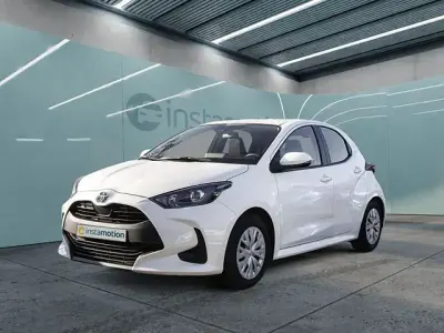 Gebraucht Toyota Yaris Business Edition 116 PS (85 kW) 2022 Weiß Kleinwagen