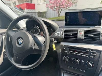 Usata BMW 116 122 CV (89 kW) 2009 Nero Utilitaria