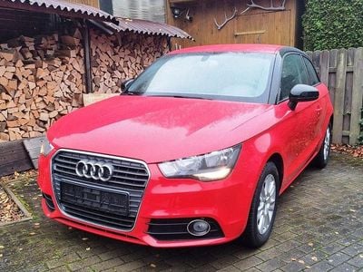 Rot Gebraucht 2012 Audi A1 Attraction Kleinwagen | 6.250 € (Guter Preis)