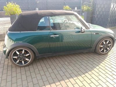 Second-hand Mini One Cabriolet 97 CP (71 kW) 2007 Verde Cabrio