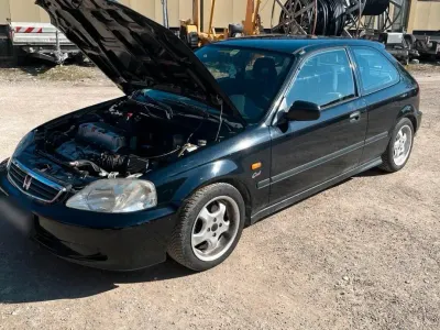 Gebraucht Honda Civic 200 PS (147 kW) 2000 Schwarz Kleinwagen