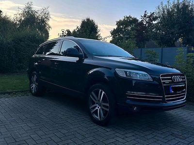 Second-hand Audi Q7 233 CP (171 kW) 2007 Negru SUV