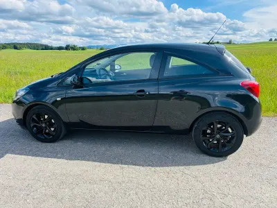 Usado Opel Corsa 101 CV (74 kW) 2016 Negro Utilitario