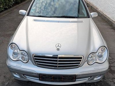 Gebraucht Mercedes C350 Avantgarde 272 PS (200 kW) 2005 Silber Limousine