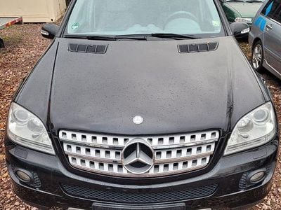 Mercedes ML320