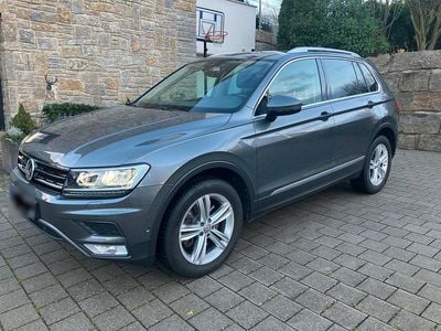 Gebraucht VW Tiguan Highline 190 PS (139 kW) 2017 Grau SUV