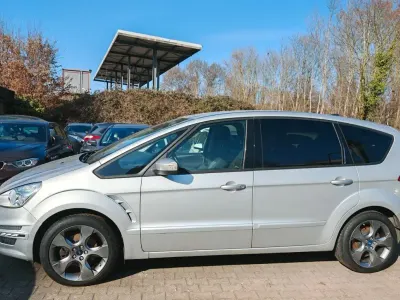 Gebraucht Ford S-MAX S 140 PS (102 kW) 2013 Silber Van / Kleinbus