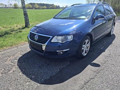 Gebraucht VW Passat 140 PS (102 kW) 2008 Blau Kombi
