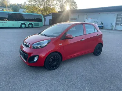 Gebraucht Kia Picanto Edition 7 69 PS (50 kW) 2012 Rot Kleinwagen