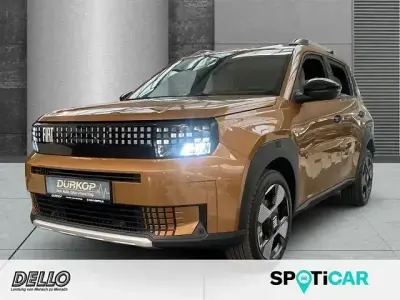 Gebraucht Fiat Grande Panda La Prima 83 kW (113 PS) 2025 Gold Kleinwagen