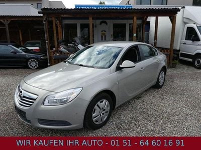 Beige Gebraucht 2012 Opel Insignia Selection Limousine | 4.990 € (Fairer Preis)