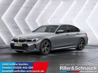 BMW 330e
