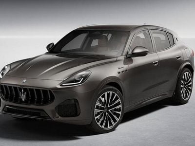 Grau Neu 2025 Maserati Grecale SUV | 99.777 € (Etwas zu teuer)