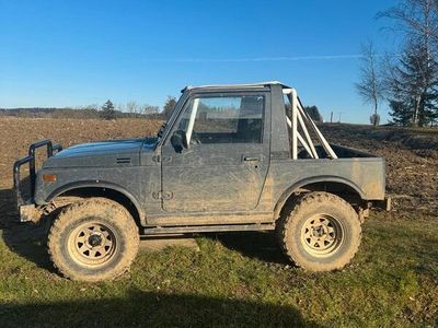 Suzuki Samurai
