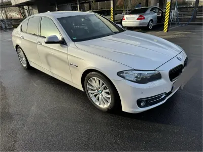 Gebraucht BMW 530 258 PS (189 kW) 2014 Weiß Limousine