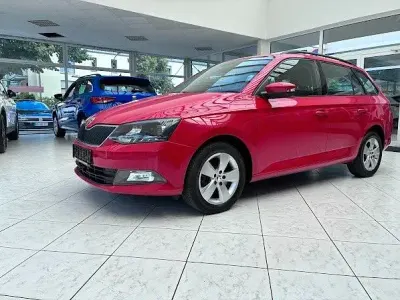Gebraucht Skoda Fabia Style 110 PS (80 kW) 2015 Rot Kombi