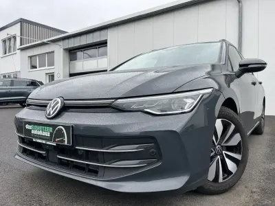 Gebraucht VW Golf VIII Goal 150 PS (110 kW) 2025 Delfingrau Kombi