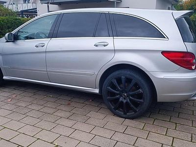 Usata Mercedes R350 272 CV (200 kW) 2006 Argento Monovolume