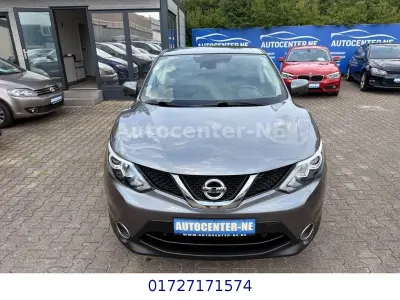 Gebraucht Nissan Qashqai N-Connecta 116 PS (85 kW) 2016 Grau SUV