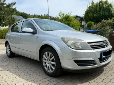 Gebraucht Opel Astra 90 PS (66 kW) 2005 Grau Limousine