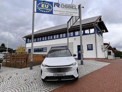 Neu Peugeot 5008 GTi 145 PS (106 kW) 2025 Silber SUV